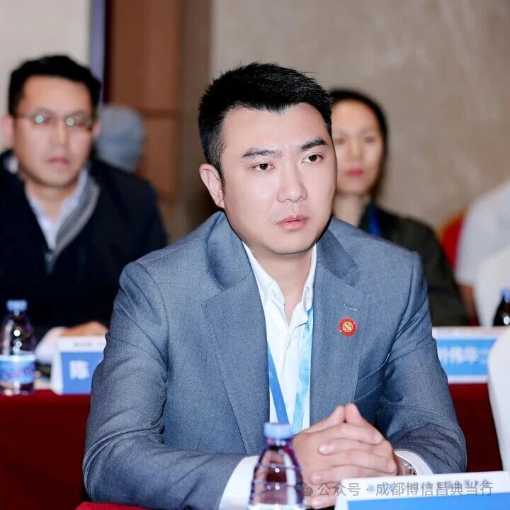 1762247901608026.jpg 58f1ec97-dc2a-465d-bd53-e35cf7b087f1.jpg